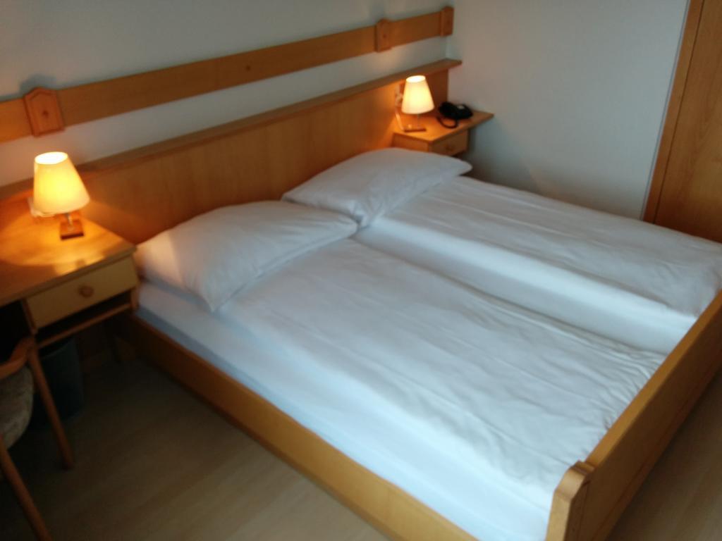 Hotel Terminus Samedan Pokój zdjęcie