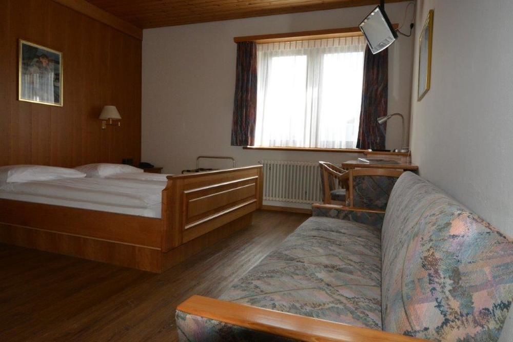 Hotel Terminus Samedan Zewnętrze zdjęcie